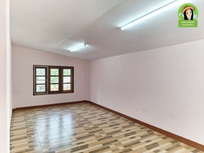 บ้านเดี่ยวชั้นเดียว บนพื้นที่แปลงสวยติดถนน 2 ด้าน