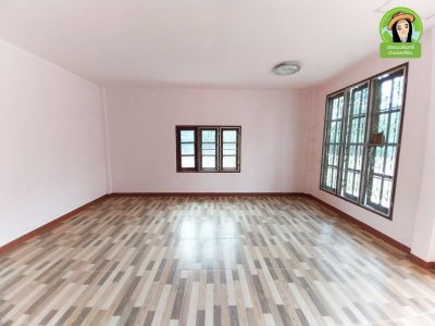 บ้านเดี่ยวชั้นเดียว บนพื้นที่แปลงสวยติดถนน 2 ด้าน