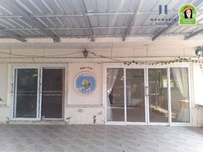 บ้าน 2 ชั้น ในโครงการบ้านเอื้ออาทรห้วยคุ้มเฟส 1