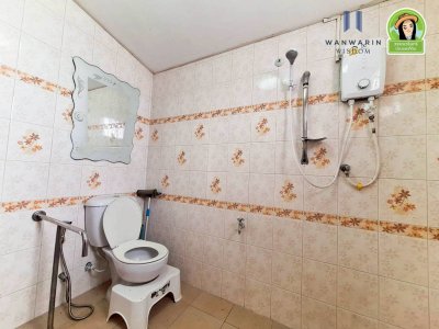 บ้าน 2 ชั้น ในโครงการบ้านเอื้ออาทรห้วยคุ้มเฟส 1