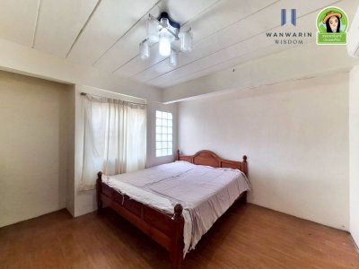 บ้าน 2 ชั้น ในโครงการบ้านเอื้ออาทรห้วยคุ้มเฟส 1