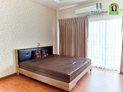 บ้านเดี่ยวสองชั้นในโครงการบ้านสาริน 11