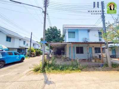 บ้าน 2 ชั้น ในโครงการบ้านเอื้ออาทรดอนกลาง