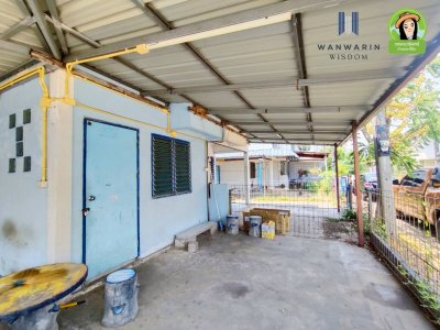 บ้าน 2 ชั้น ในโครงการบ้านเอื้ออาทรดอนกลาง