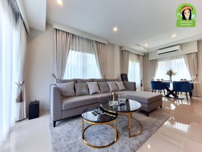 บ้านเดี่ยว 2 ชั้น  สารินวิสต้าไลค์ สวนวนารมย์