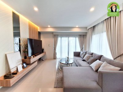 บ้านเดี่ยว 2 ชั้น  สารินวิสต้าไลค์ สวนวนารมย์