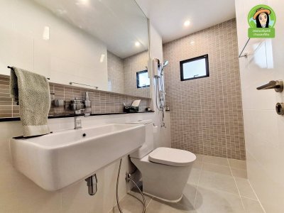 บ้านเดี่ยว 2 ชั้น  สารินวิสต้าไลค์ สวนวนารมย์