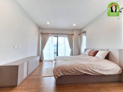 บ้านเดี่ยว 2 ชั้น  สารินวิสต้าไลค์ สวนวนารมย์