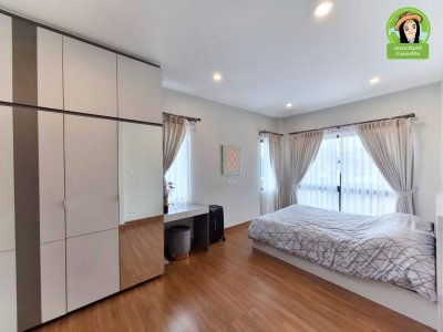 บ้านเดี่ยว 2 ชั้น  สารินวิสต้าไลค์ สวนวนารมย์