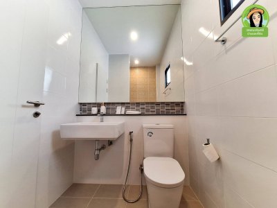 บ้านเดี่ยว 2 ชั้น  สารินวิสต้าไลค์ สวนวนารมย์