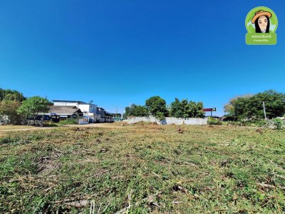 ที่ดินสองแปลงติดกัน  ใกล้วงเวียนดงอู่ผึ้ง