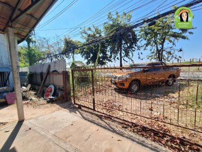 ที่ดินพร้อมสิ่งปลูกสร้าง  ทำเลในเมืองอุบล