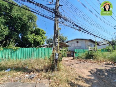 ที่ดินพร้อมสิ่งปลูกสร้าง  ทำเลในเมืองอุบล