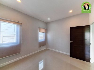 บ้านเดี่ยวชั้นเดียวในโครงการอนันตราเลคไซด์ ดอนแค-ขามใหญ่