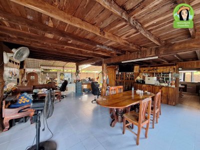 บ้านไม้ยกใต้ถุนสูง เนื้อที่เยอะ