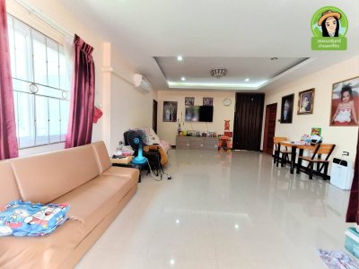 บ้านเดี่ยวชั้นเดียว พร้อมกิจการโรงงานเฟอร์นิเจอร์