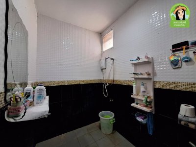 บ้านเดี่ยวชั้นเดียว พร้อมกิจการโรงงานเฟอร์นิเจอร์