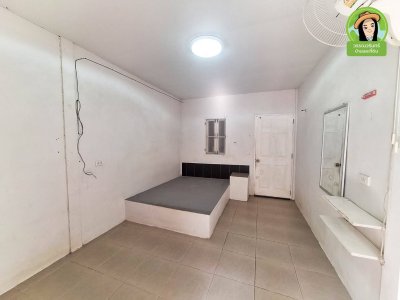 บ้านพร้อมหอพัก ทำเลดีฝั่งประตู 3 ม.อุบลฯ