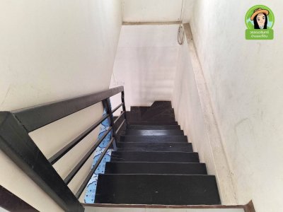 บ้าน 2 ชั้น ในโครงการบ้านเอื้ออาทรห้วยคุ้ม2