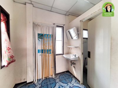 บ้าน 2 ชั้น ในโครงการบ้านเอื้ออาทรห้วยคุ้ม2