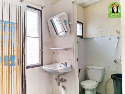 บ้าน 2 ชั้น ในโครงการบ้านเอื้ออาทรห้วยคุ้ม2