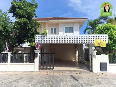 บ้านเดี่ยว 2 ชั้น ในโครงการบ้านสวนบัว ซอยชยางกูร 42