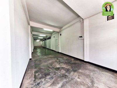 อาคารพาณิชย์ 1 คูหา 3 ชั้นทำเลใจกลางเมืองอุบล