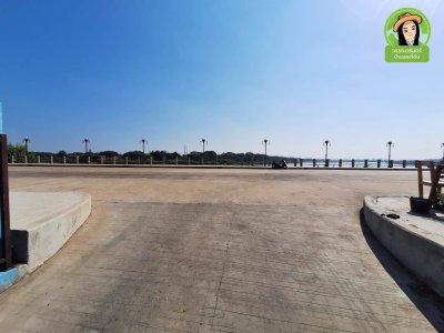 ที่ดินเปล่า 3 แปลง ติดถนนพนม ทำเลดี ทำเลในเมืองอุบล