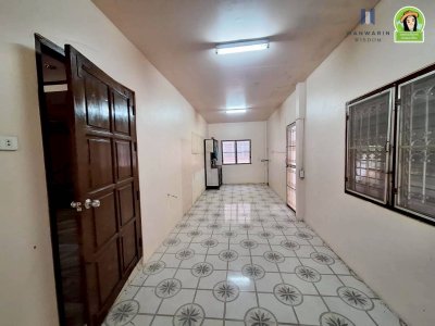 บ้านเดี่ยว 2 ชั้น ในหมู่บ้านเสาวลักษณ์หลังประกันสังคม