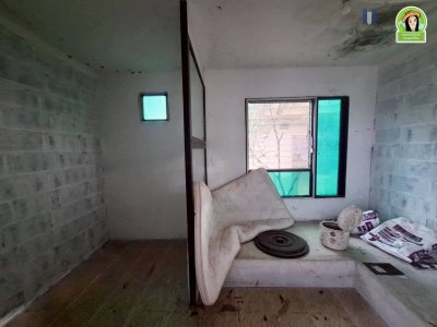 บ้านเดี่ยวชั้นเดียว 2 หลัง เนื้อที่เยอะ บนที่ดินทำเลดี ใกล้โรงแรม B2 ถนนเลี่ยงเมือง