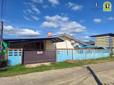 บ้านชั้นเดียว ในโครงการเคหะวนารมย์ หลังหัวมุม ติดถนน 2 ด้าน