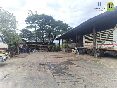 ที่ดินเปล่าแปลงใหญ่ พร้อมสิ่งปลูกสร้าง ติดกับโลตัสวาริน