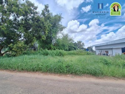 ที่ดินเปล่า โซนบ้านก่อ ใกล้บิ๊กซีวารินฯ เพียง 3 นาที