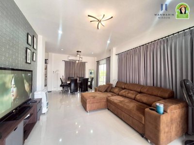 บ้านเดี่ยว 2 ชั้น สไตล์อังกฤษ แบบบ้าน J2 ในโครงการสารินลิฟวิ่ง