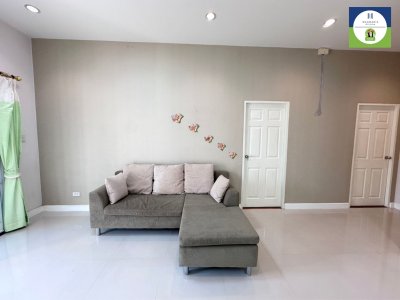 บ้านชั้นเดียวหลังมุม รีโนเวทใหม่ พร้อมเข้าอยู่ได้เลย