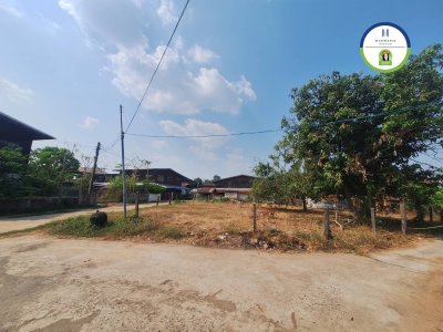 ที่ดินหัวมุม ทำเลชุมชน ราคานี้หายากมาก