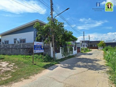 ที่ดินเปล่า โซนวารินชำราบ ใกล้หมู่บ้านวังทองกรีนวิลล์