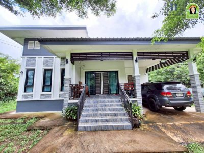 บ้านเดี่ยวชั้นเดียว โซนไร่น้อย ห่างจากถนนเลี่ยงเมืองโนนหงษ์ทอง-กุดลาด