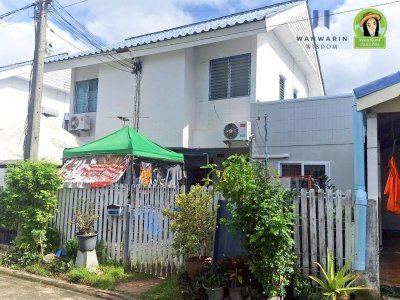 บ้าน 2 ชั้น ในโครงการบ้านเอื้ออาทรดอนกลาง หลังโตโยต้าดีเยี่ยม