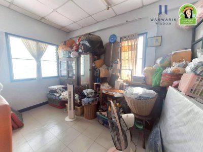 บ้าน 2 ชั้น ในโครงการบ้านเอื้ออาทรดอนกลาง หลังโตโยต้าดีเยี่ยม