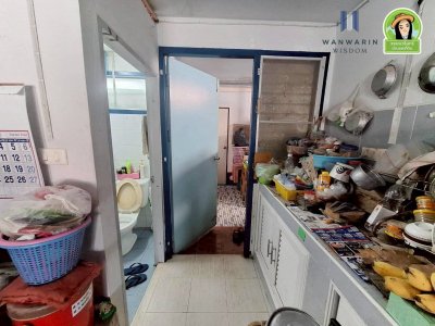 บ้าน 2 ชั้น ในโครงการบ้านเอื้ออาทรดอนกลาง หลังโตโยต้าดีเยี่ยม