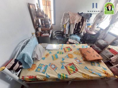 บ้าน 2 ชั้น ในโครงการบ้านเอื้ออาทรดอนกลาง หลังโตโยต้าดีเยี่ยม