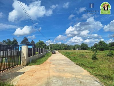 ที่ดินเปล่า ในซอยห้วยคุ้ม ใกล้ Club 45 เหมาะสำหรับสร้างที่อยู่อาศัย