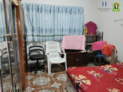 บ้านเดี่ยวชั้นเดียว ในหมู่บ้านสันติสุข 1  โซนบ้านนิคม