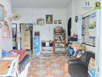 บ้านเดี่ยวชั้นเดียว ในหมู่บ้านสันติสุข 1  โซนบ้านนิคม