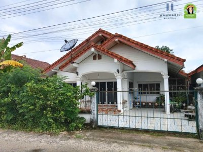 บ้านเดี่ยวชั้นเดียว ในหมู่บ้านสันติสุข 1  โซนบ้านนิคม