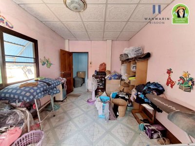 อาคารพาณิชย์ 3 ชั้น ติดถนนเขื่อนธานี