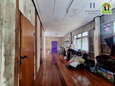 บ้านเดี่ยว 2 ชั้นพร้อมที่ดินเปล่า ในซอยนาคำ 10