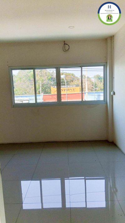 อาคารพาณิชย์ ทำเลดีมาก  ติดถนนอุบล 226 จ.ศรีสะเกษ