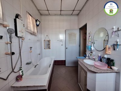 บ้านเดี่ยว 2 ชั้น สไตล์เรือนไทย หลังโรงพยาบาลวารินชำราบ